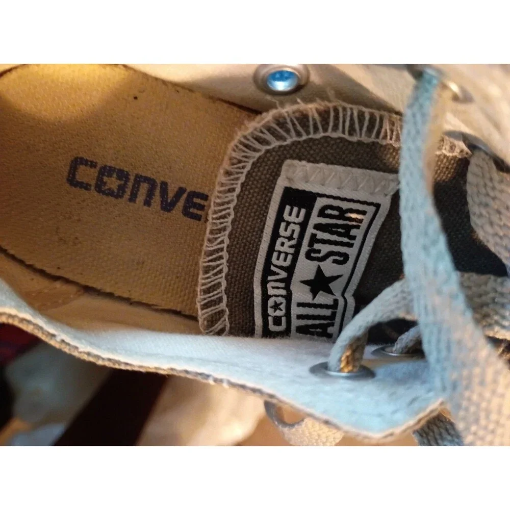 Youths Converse Chuck Taylor All Star low-top sneakers in a grey canvas